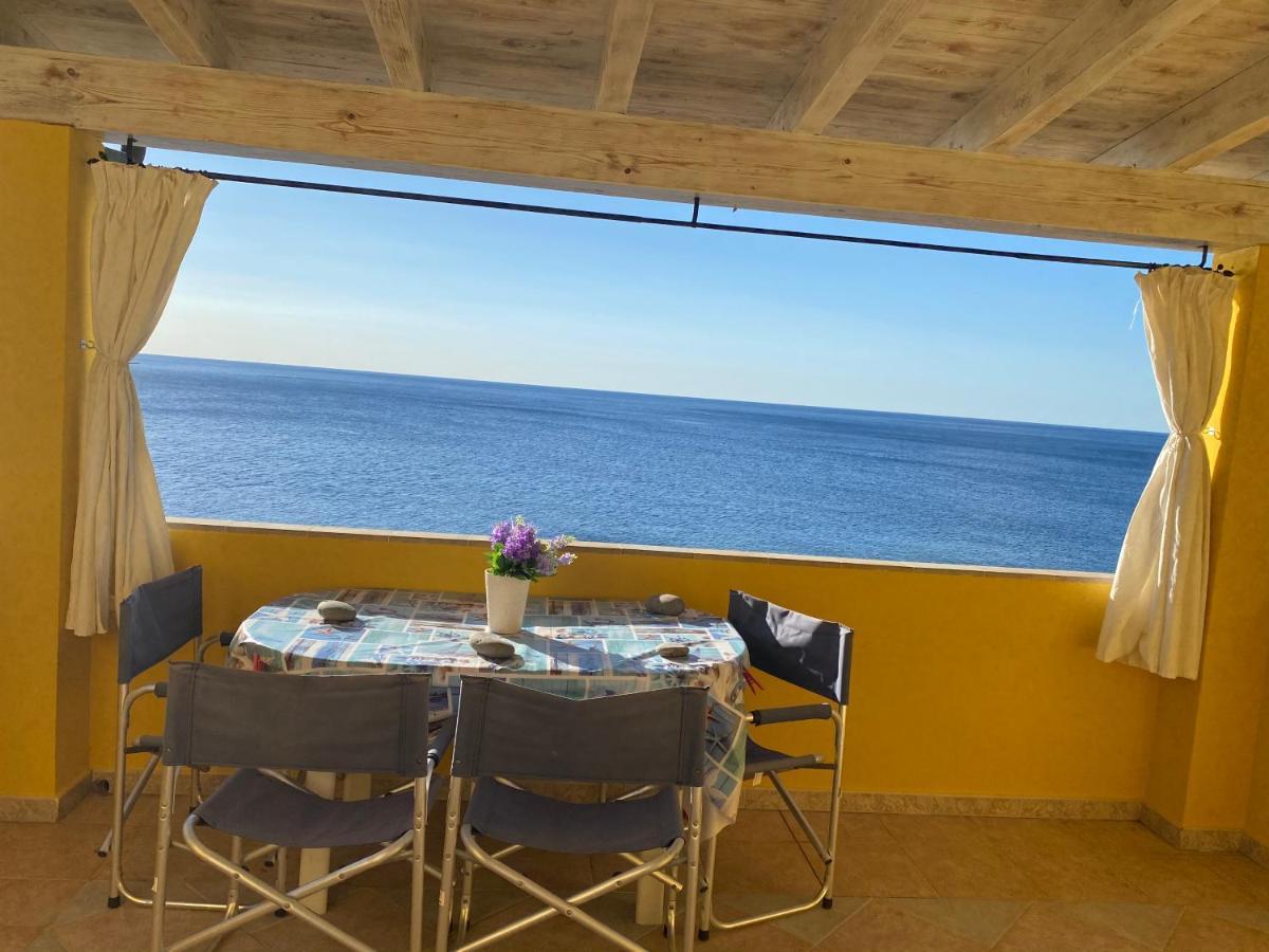 La Casa Gialla Cala Gonone Esterno foto