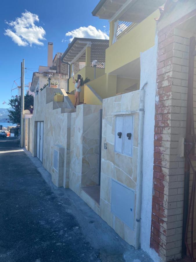 La Casa Gialla Cala Gonone Esterno foto