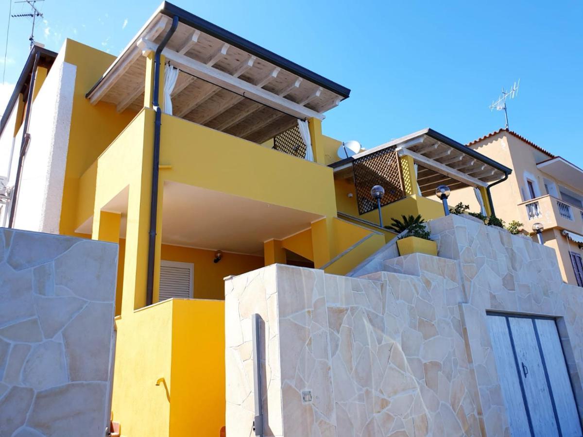 La Casa Gialla Cala Gonone Esterno foto
