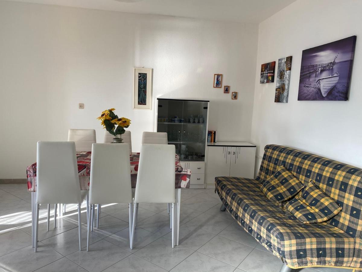 La Casa Gialla Cala Gonone Esterno foto