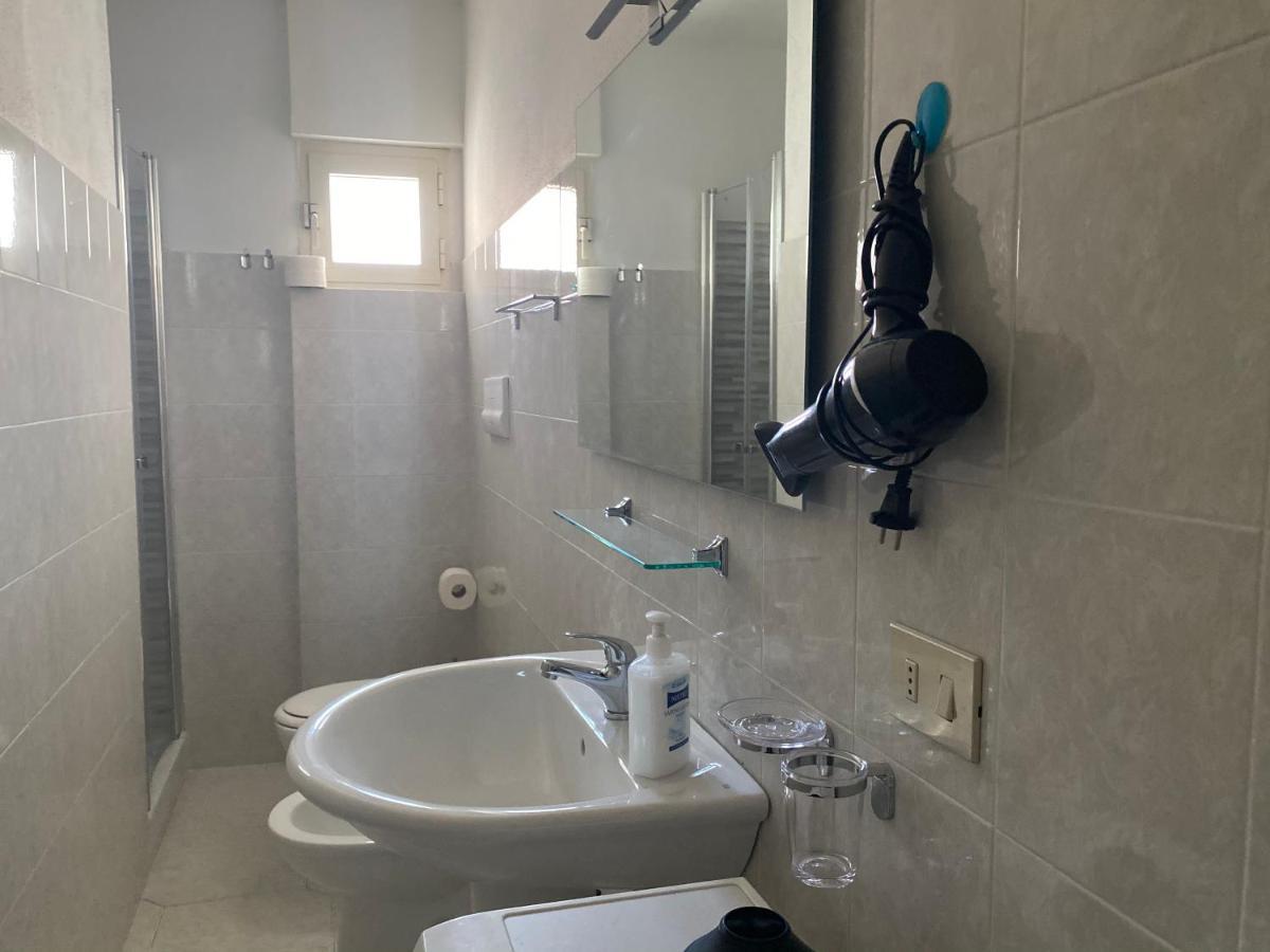 La Casa Gialla Cala Gonone Esterno foto