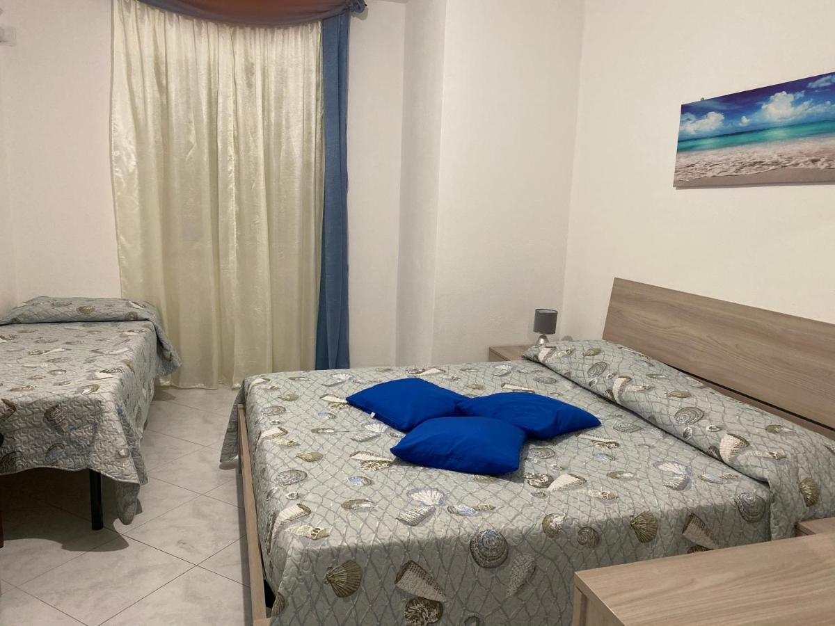La Casa Gialla Cala Gonone Esterno foto